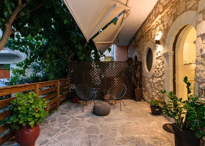 Teo Apartments